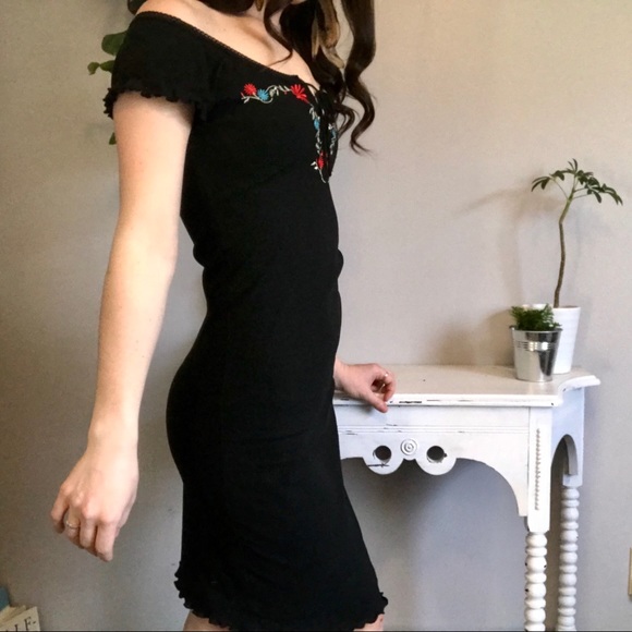 Boho Embroidered Summer Dress - Picture 3 of 7